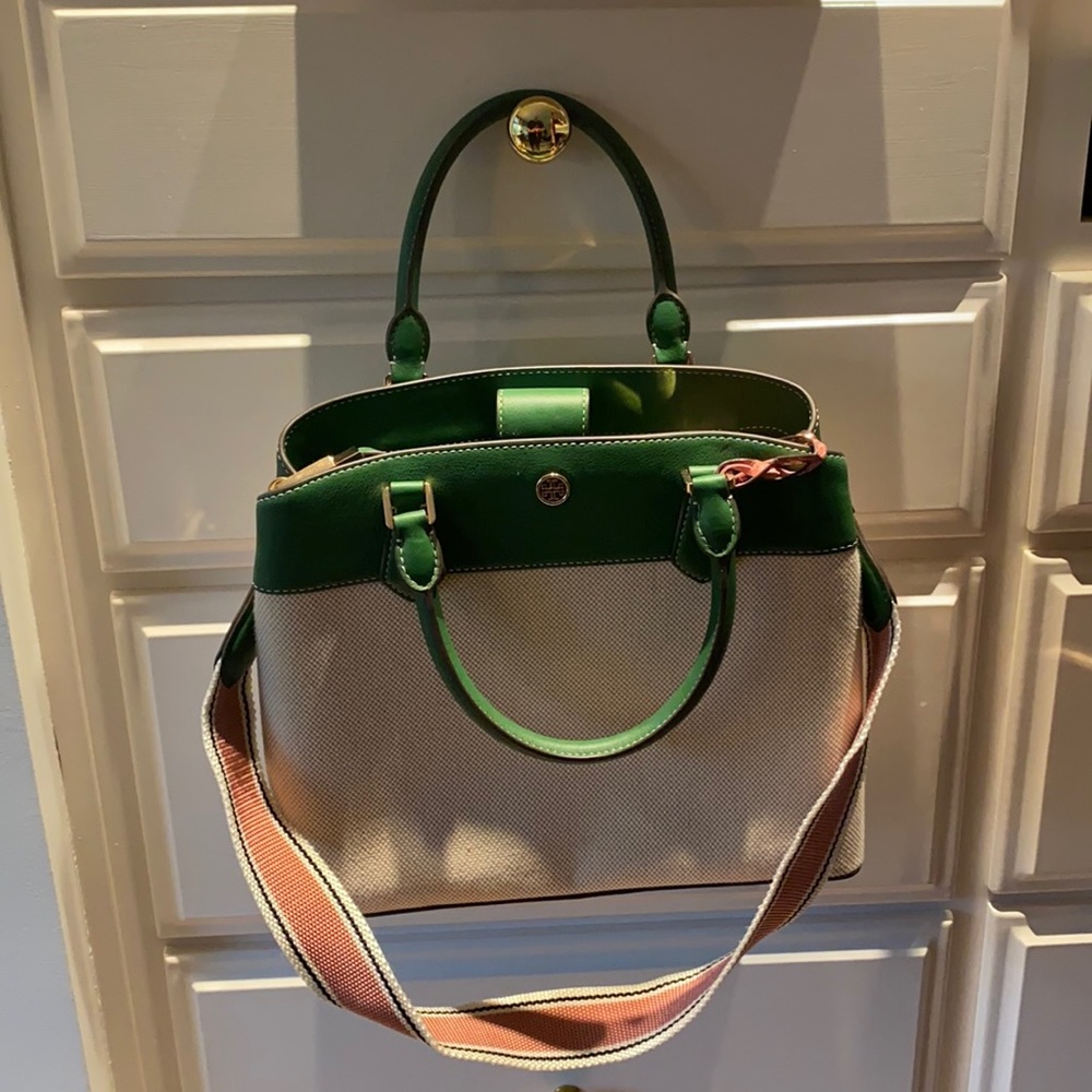 Tory burch handbag cloth and leather, crossbody!